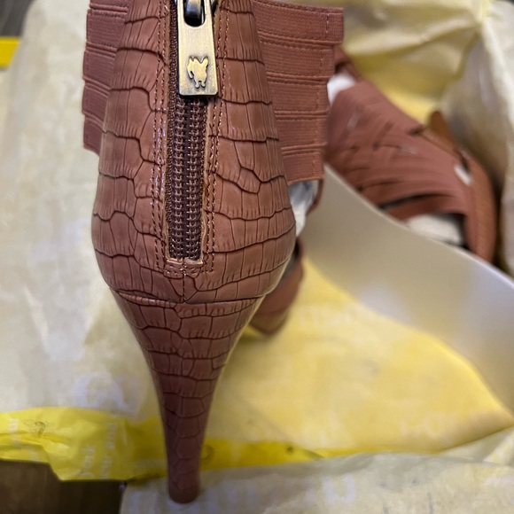 Libby Edelman High Heel Nude Size 8.5 - Picture 5 of 8